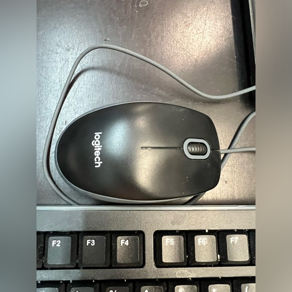 Logitech Keyboard and Mouse - Picture 7 of 16